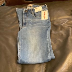 Wrangler High Rise Bootcut jeans